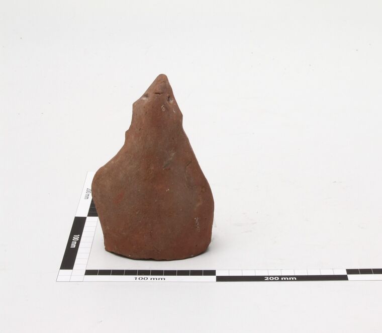 Öllampe in Form einer Figur aus Ton