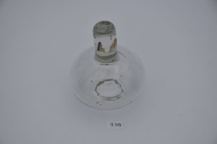 Glaseinsatzstück mit Zapfen