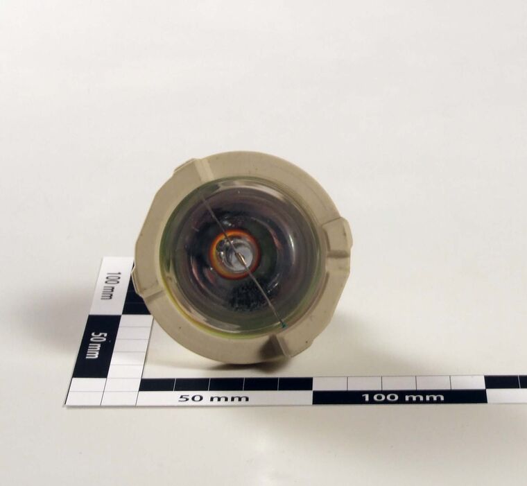 Halogen-Metalldampflampe mit Kaltlichtreflektor