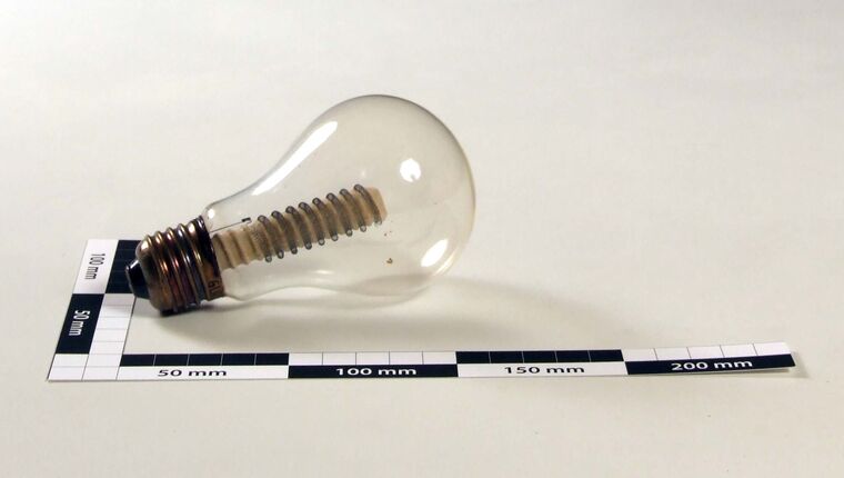 Heizlampe, birnenförmig