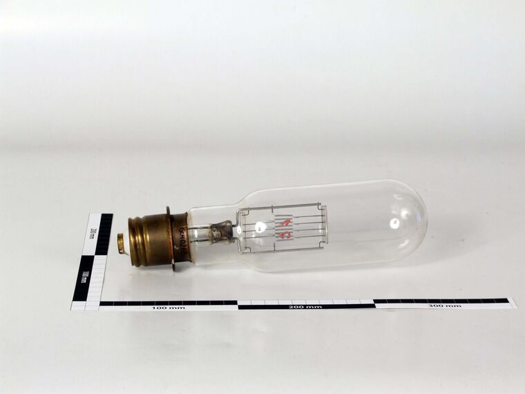 Glühlampe 220V 1000W