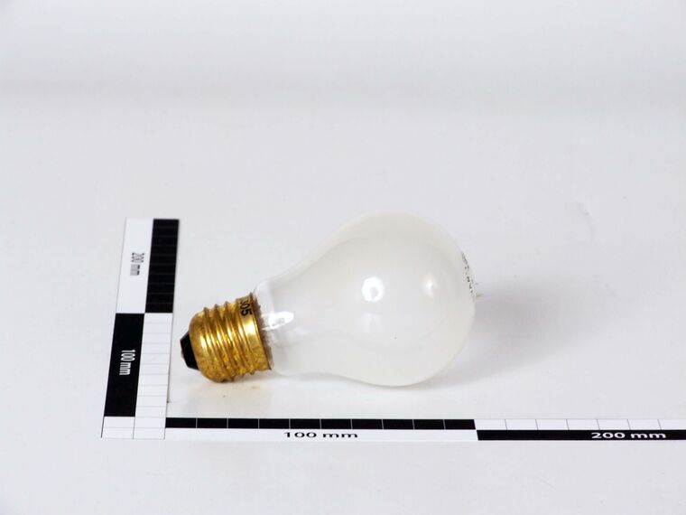 Glühlampe 15W 235V