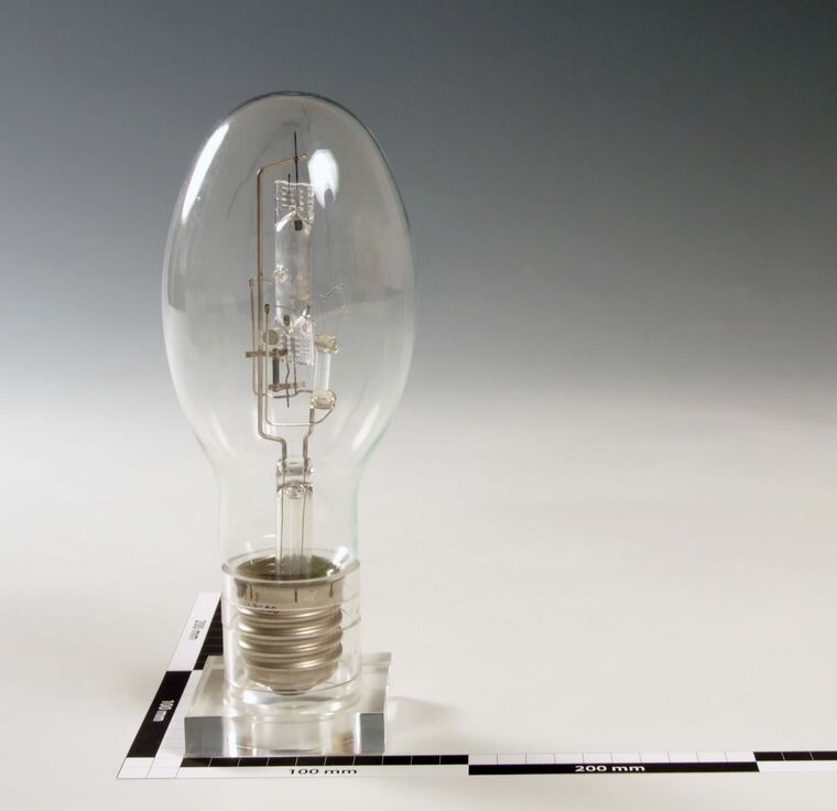Halogen-Metalldampflampe mit E40 Schraubsockel
