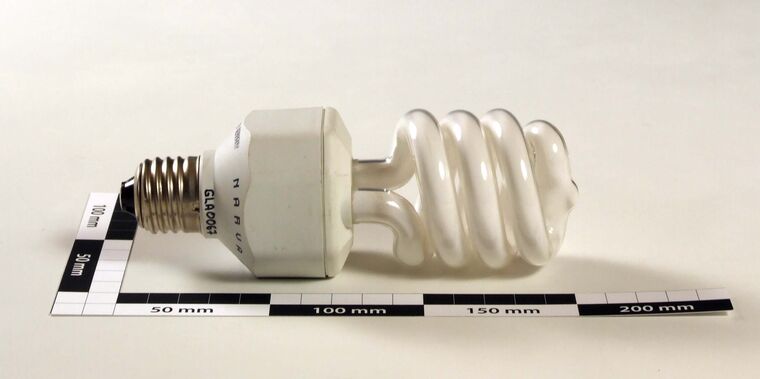 Kompaktleuchtstofflampe 230V 20W