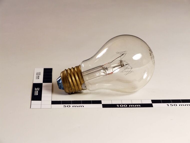 Glühlampe 60W 220V E27-Schraubfassung