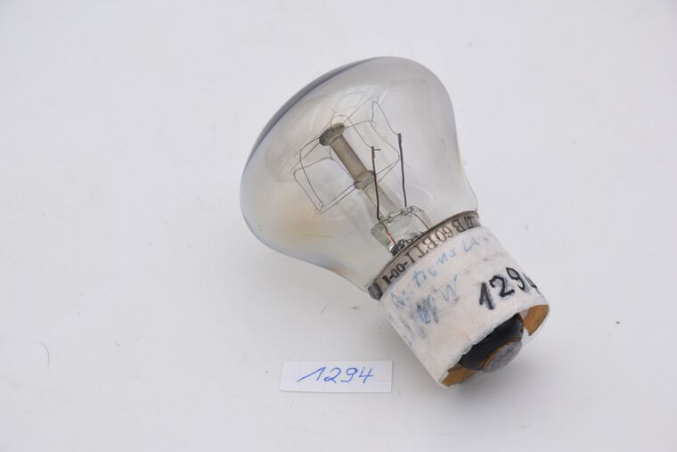 Glühlampe mit E27 Sockel
