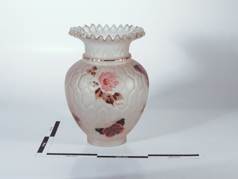 Glaslampenschirm mit Dekor