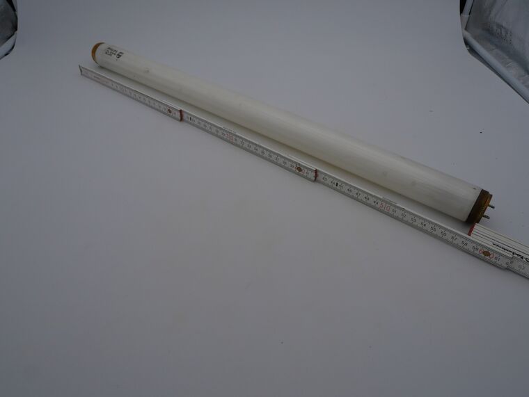 Leuchtstofflampe (Röhre)
