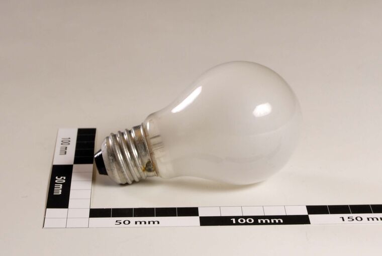 Glühlampe 100W 235V