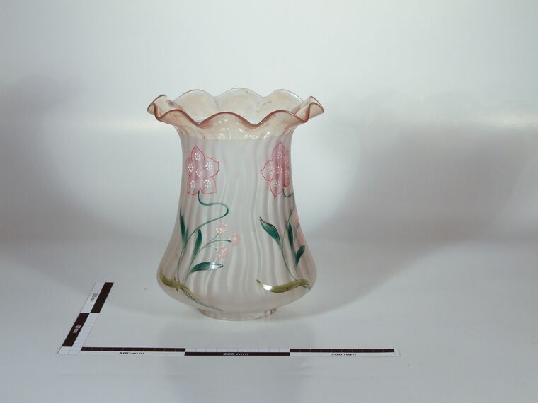 Glaslampenschirm mit handbemalter Blumen-Dekoration