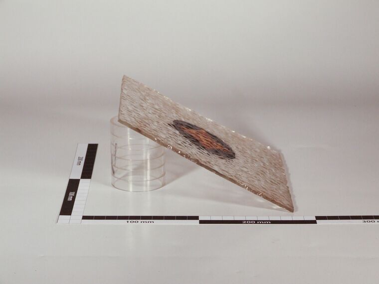 Glasscheibe mit Dekoration