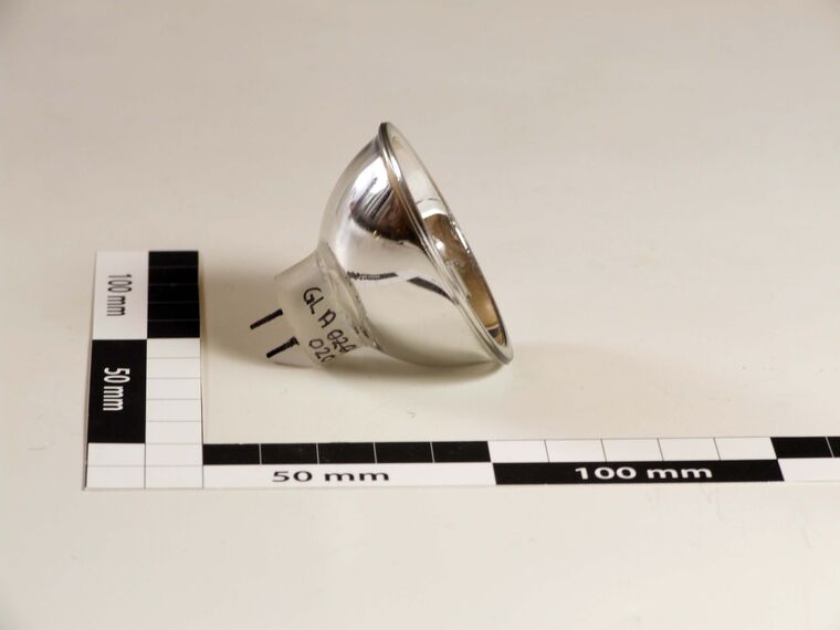 Halogen-Glühlampe mit Reflektor 8 Volt 50 Watt
