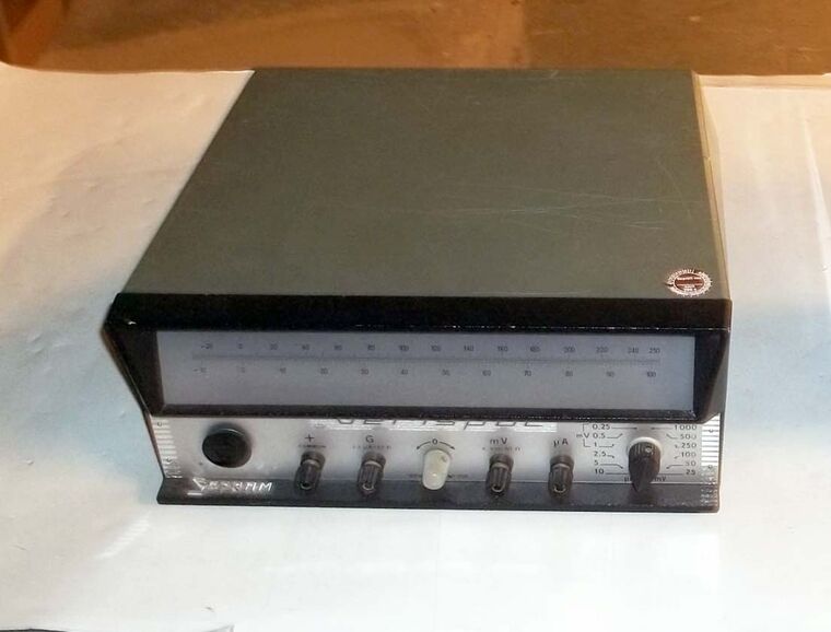 Elektronisches Messgerät