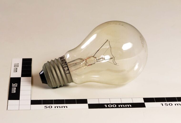 Glühlampe 75W 235V