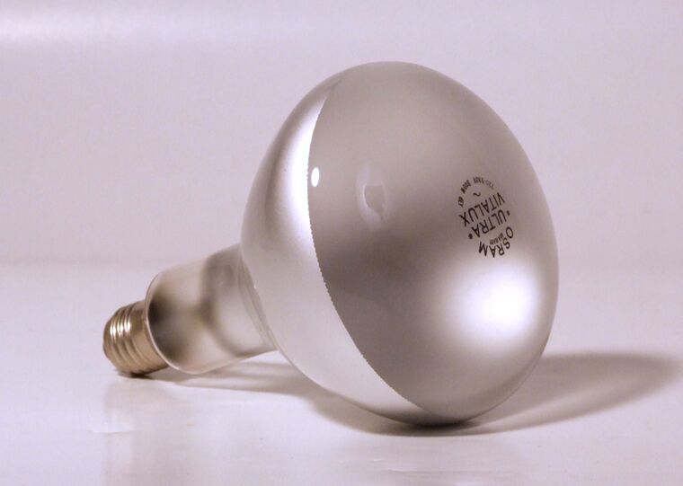 Glühlampe 220 V 300 W Ultra Vitalux