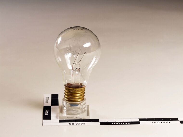 Glühlampe 75W 220V E27 Schraubfassung