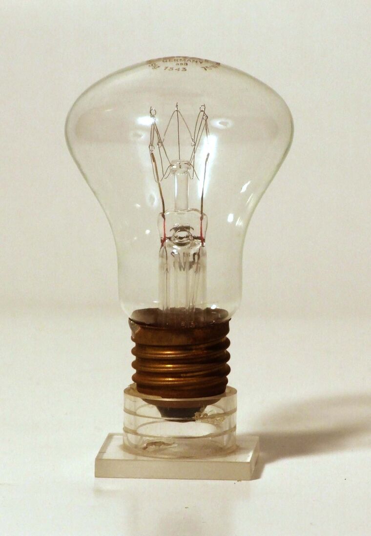 Glühlampe 220V 75W