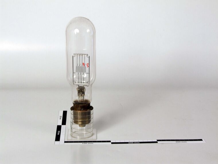 Glühlampe 220V 1000W