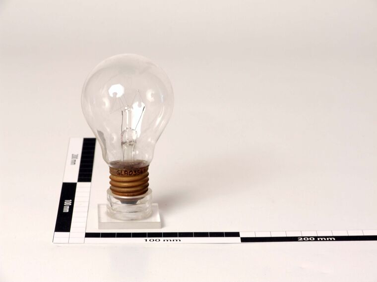 Glühlampe 25W 225-235V