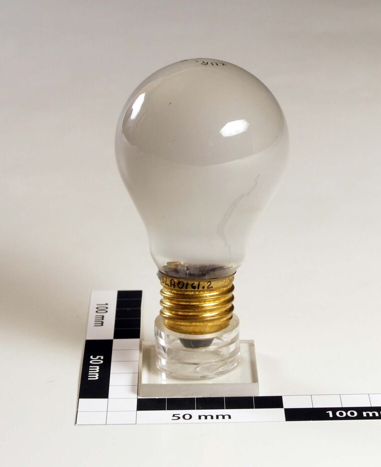 Glühlampe, 25W, 220-235V