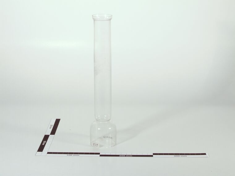 Glas-Petroleumzylinder Kosmos