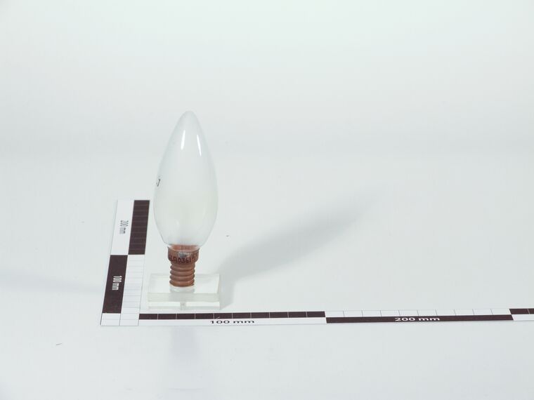 Glühlampe, kerzenförmig, 25W, 225V