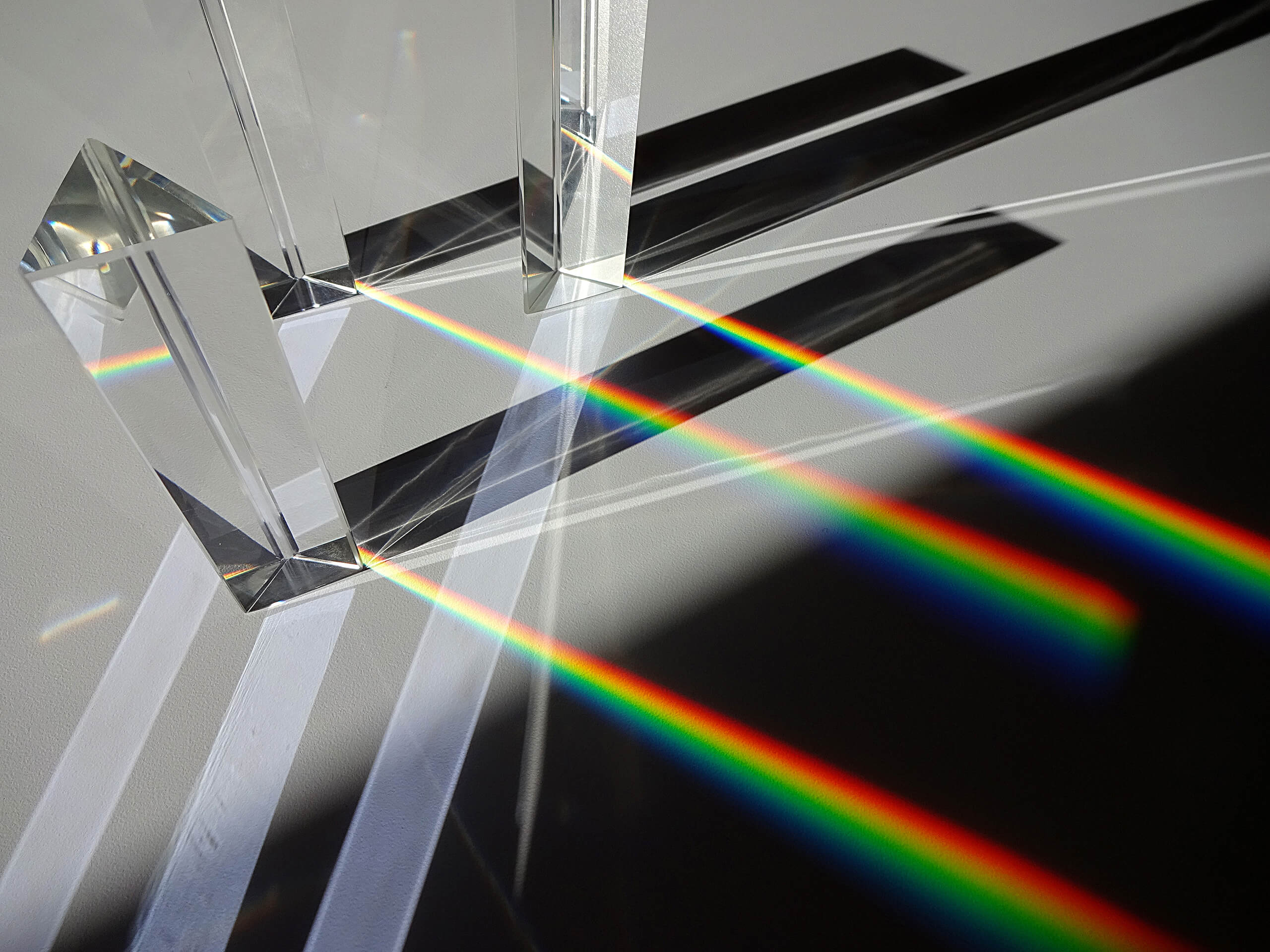 Lichtbrechung im Glasprisma